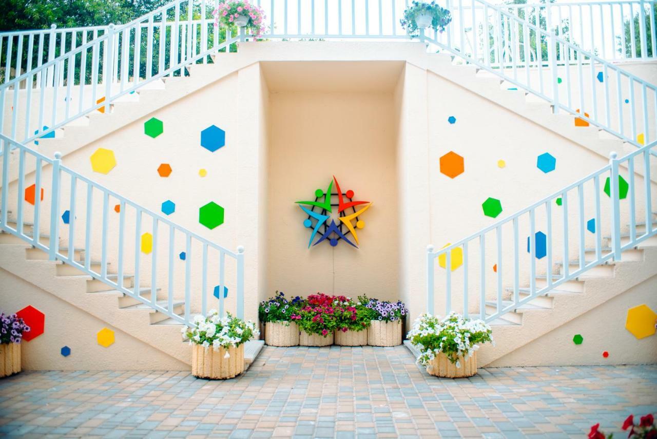 Star Time Family Hotel Resort Gribovka Ngoại thất bức ảnh